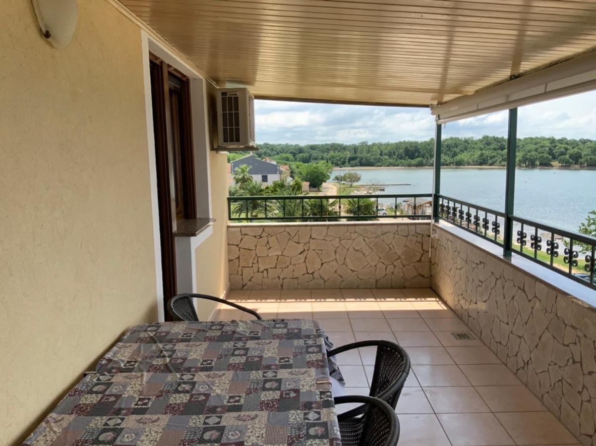 Villa Julia Lovrečica Zimmer foto